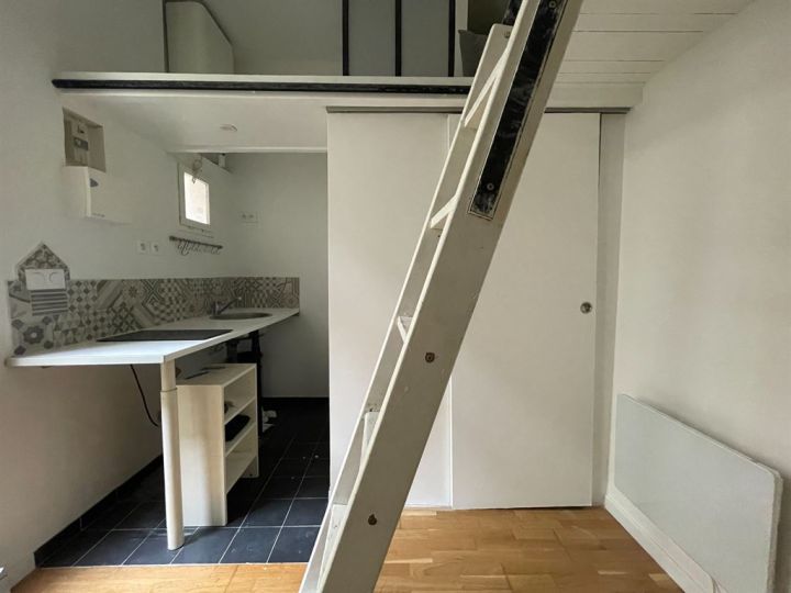 studio en vente sur PARIS (75020)