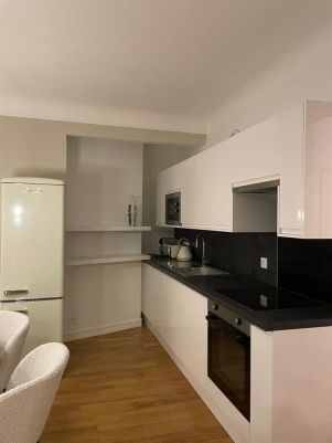 appartement 5 pièces en location sur PARIS (75015)