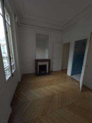 appartement 6 pièces en location sur PARIS (75008)